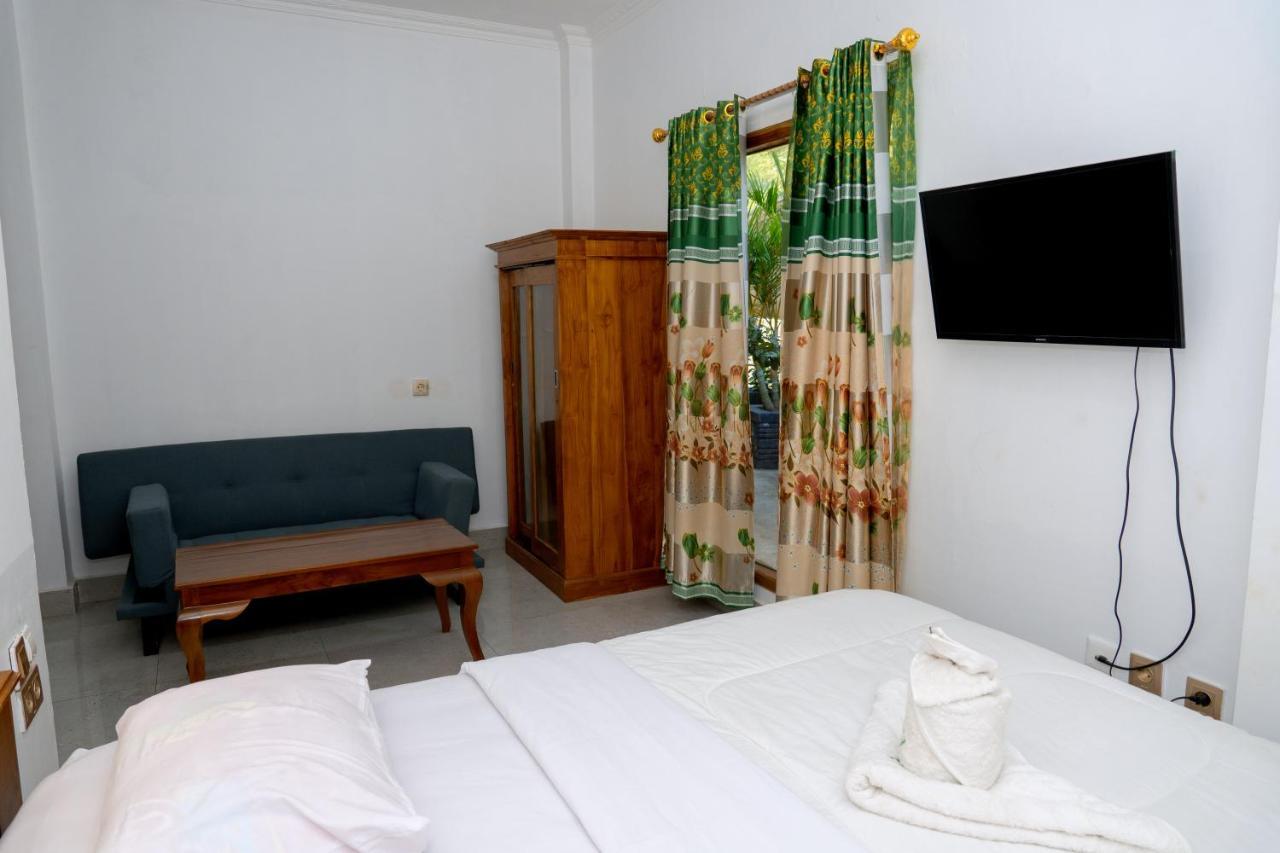Monte Prundi Hotel Labuan Bajo Ngoại thất bức ảnh