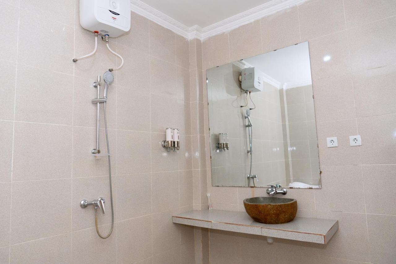 Monte Prundi Hotel Labuan Bajo Ngoại thất bức ảnh